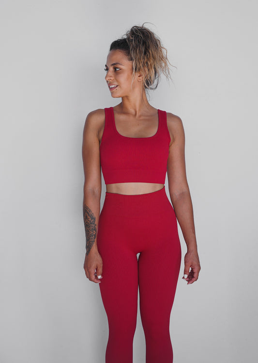 Axel Crop | Red